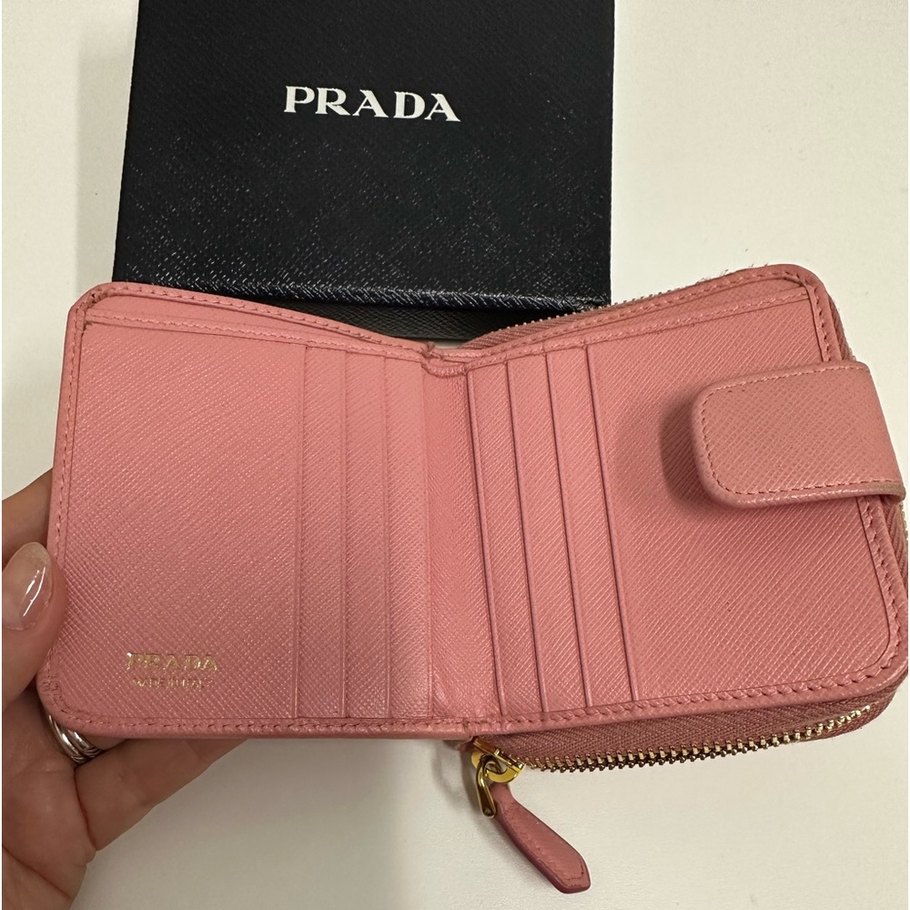 Prada Wallet - Picture 4 of 7